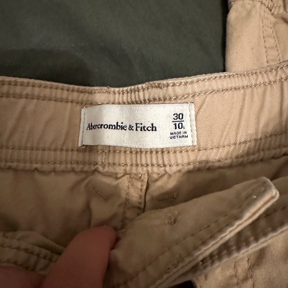 Abercrombie & Fitch - Relaxed Utility Pants - 30L - Picture 7 of 7